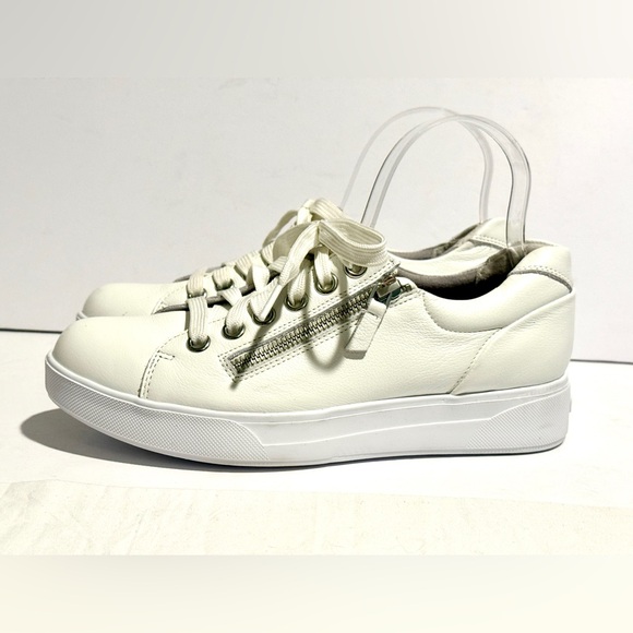 Munro Tilly White Leather Zip Lace Sneakers Womens 9 Comfort Walking Shoes - Picture 2 of 10